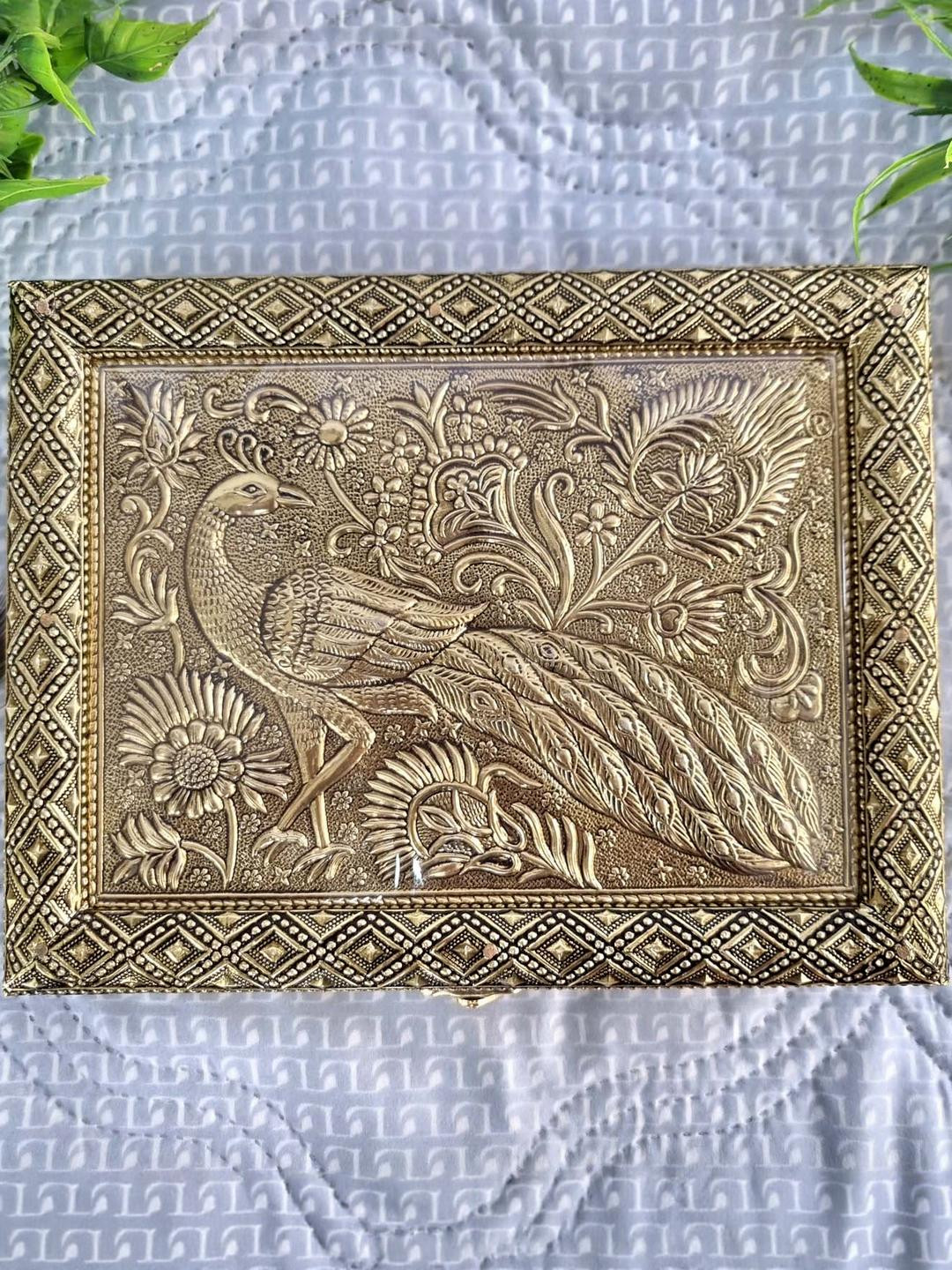 DIWAM HANDICRAFTS Decorative Art Design Dry Fruit Return Gift Box, Storage Box