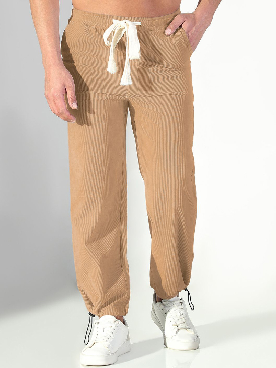 SHOWOFFFF Men Comfort Corduroy Jogger Low-Rise Cotton Trouser