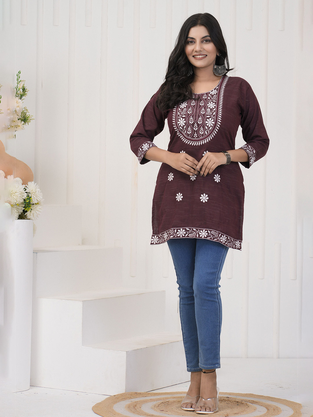Fashion Club Collection Women Embroidered Pure Cotton Straight Kurta