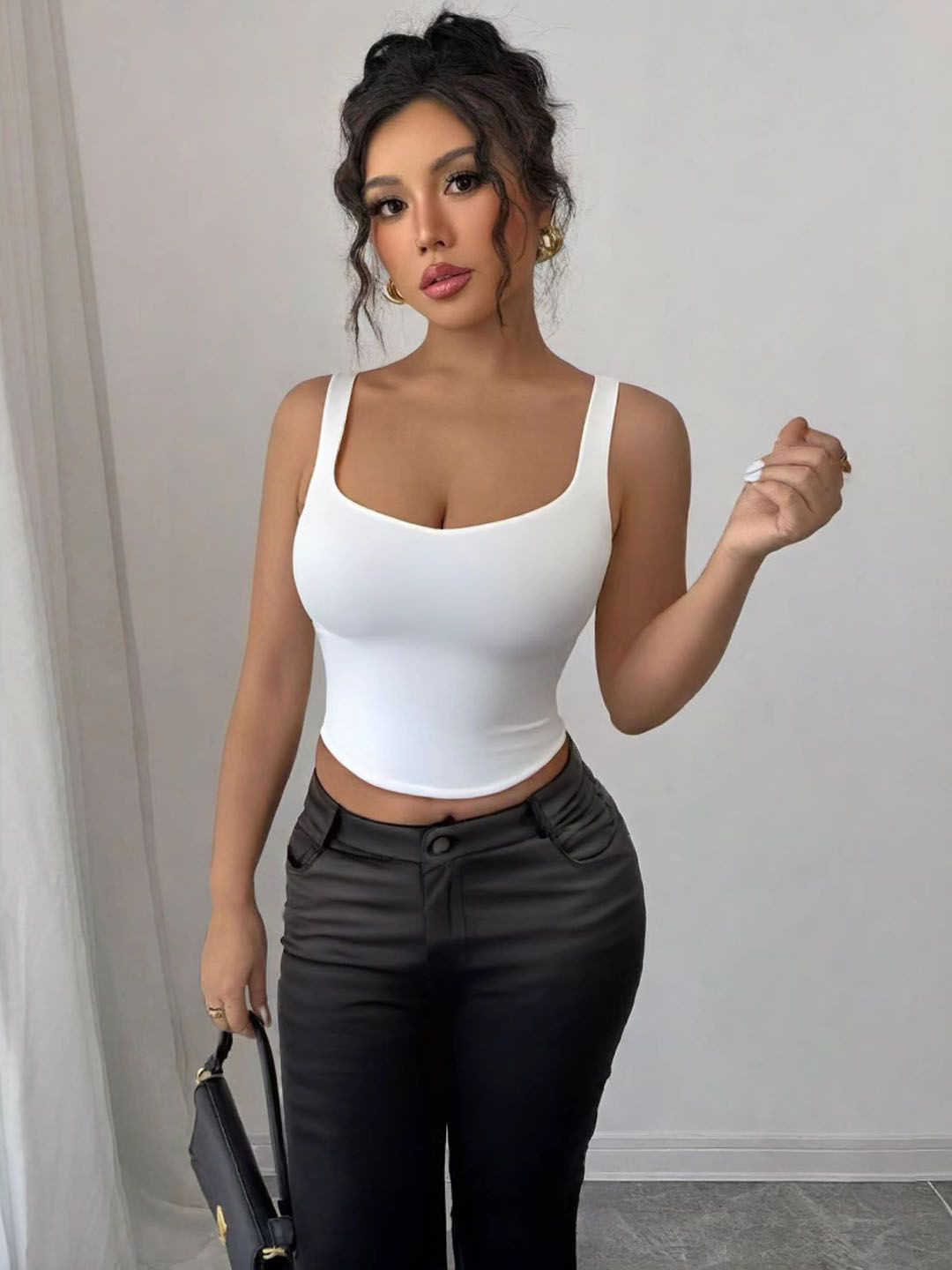 StyleCast Women Square Neck Tube Crop Top