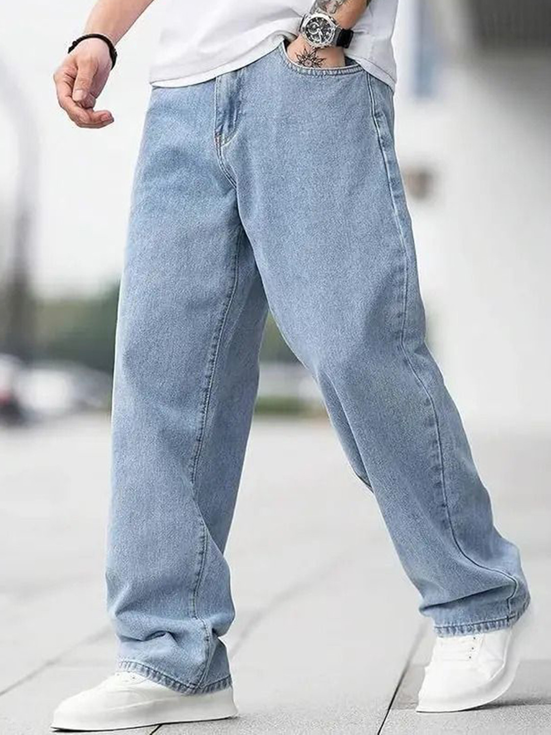 Prozo Men Boyfriend Fit Mid-Rise Light Fade Cotton Jeans