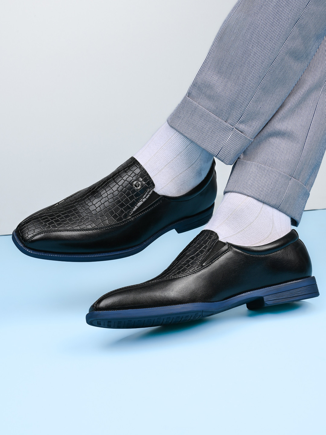 Alberto Torresi Men Hungary Series 611 Branded Textured Formal Slip-Ons