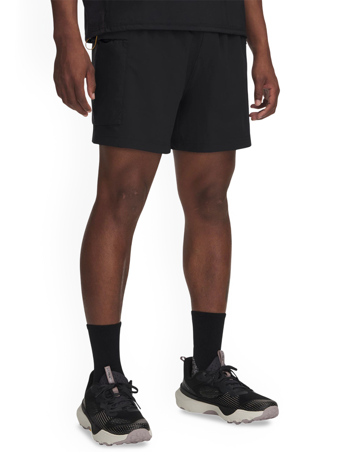 UNDER ARMOUR Men's Launch Trail 5 Solid Shorts