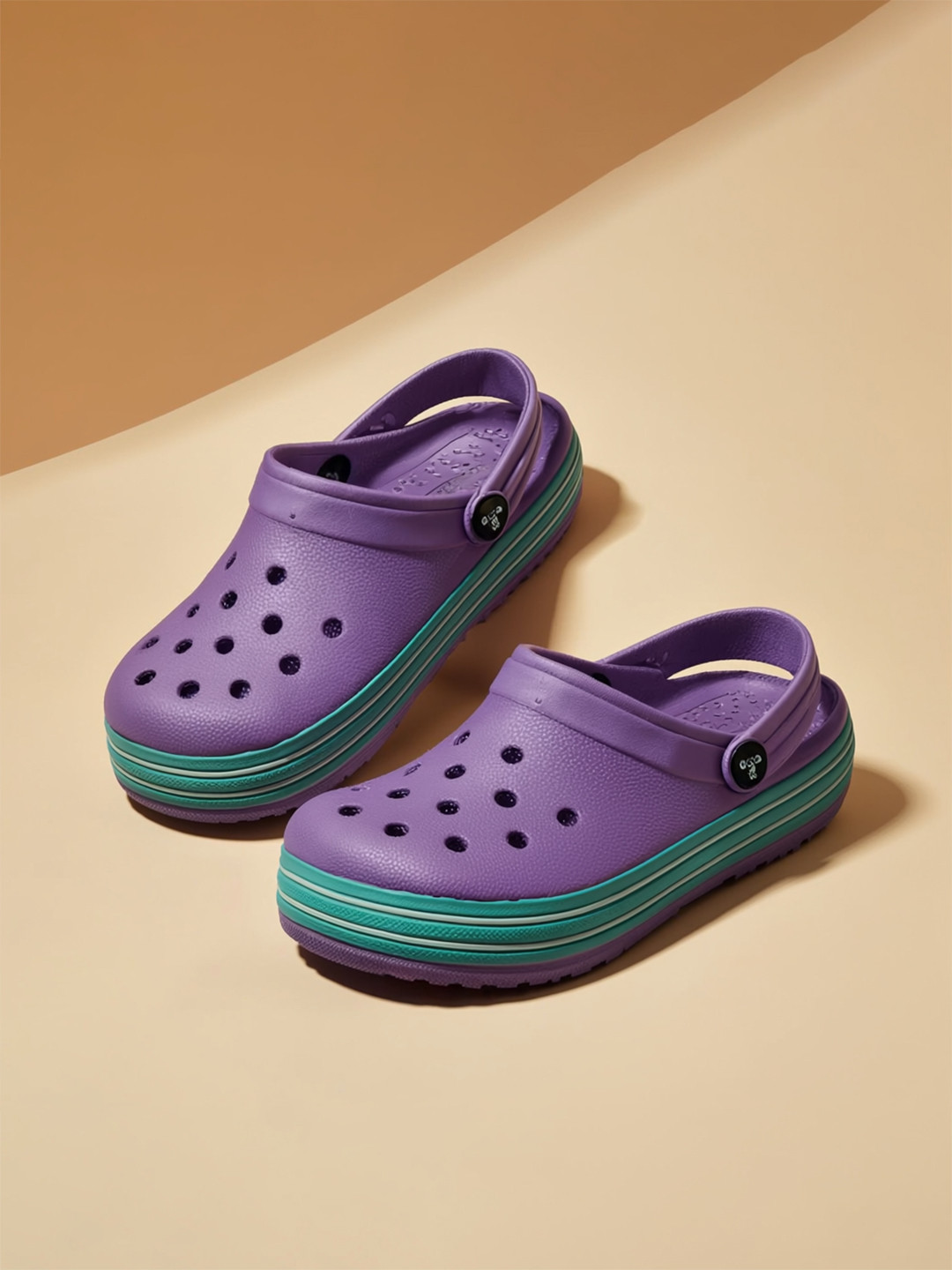 toothless Girls Clogs