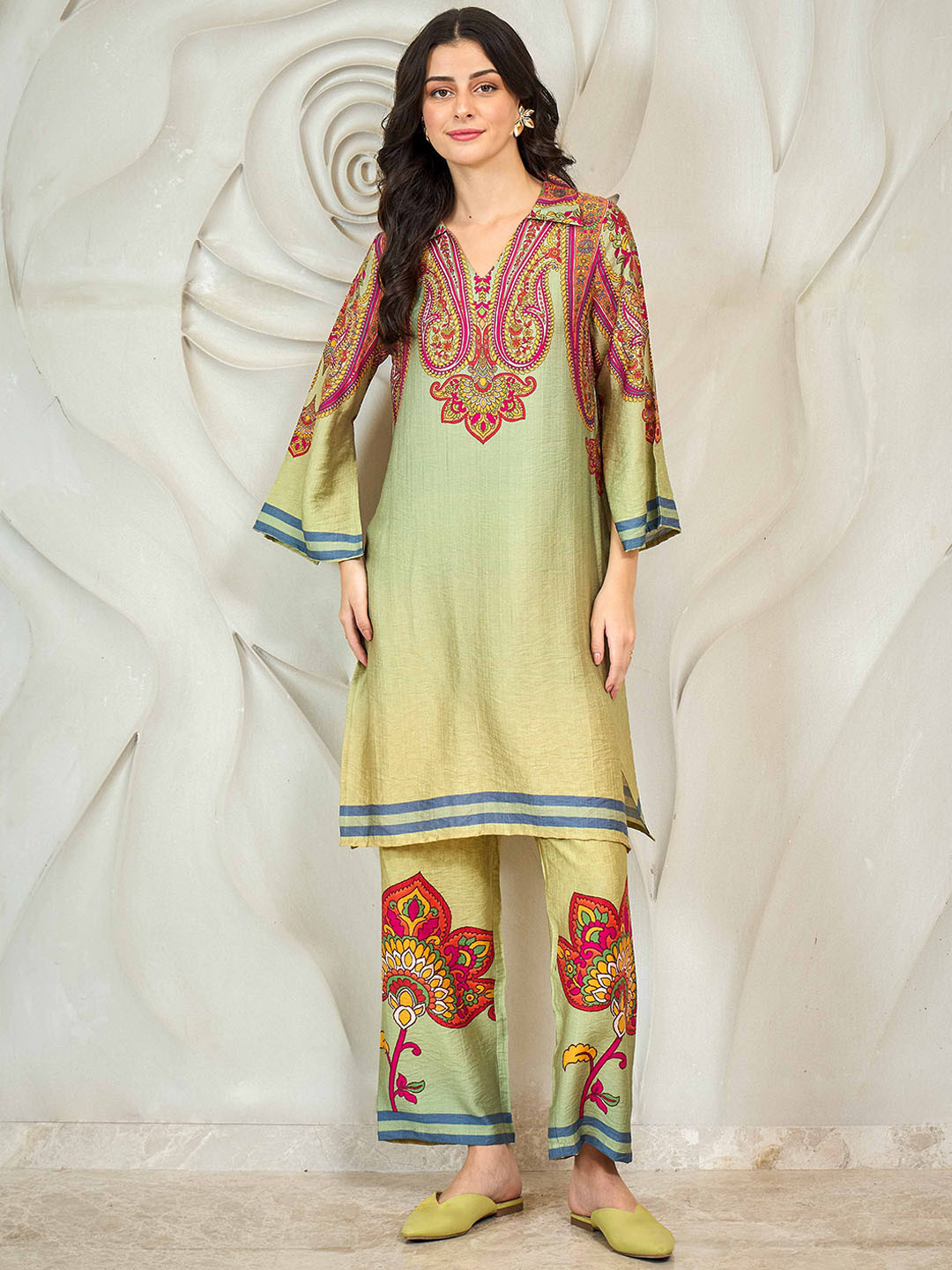 Athena Women Paisley Printed Regular Pure Silk Kurta with Trousers