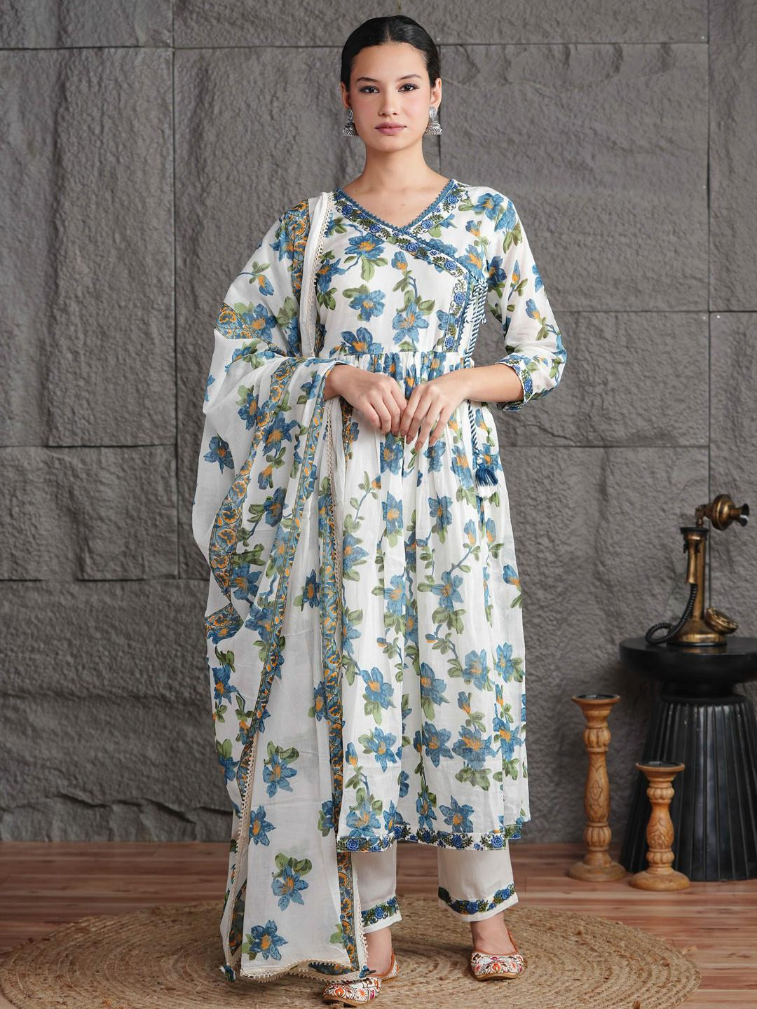 Anouk Women Anarkali Kurta & Angarkha Pattern & Embroidery Work Kurta Trousers & Dupatta