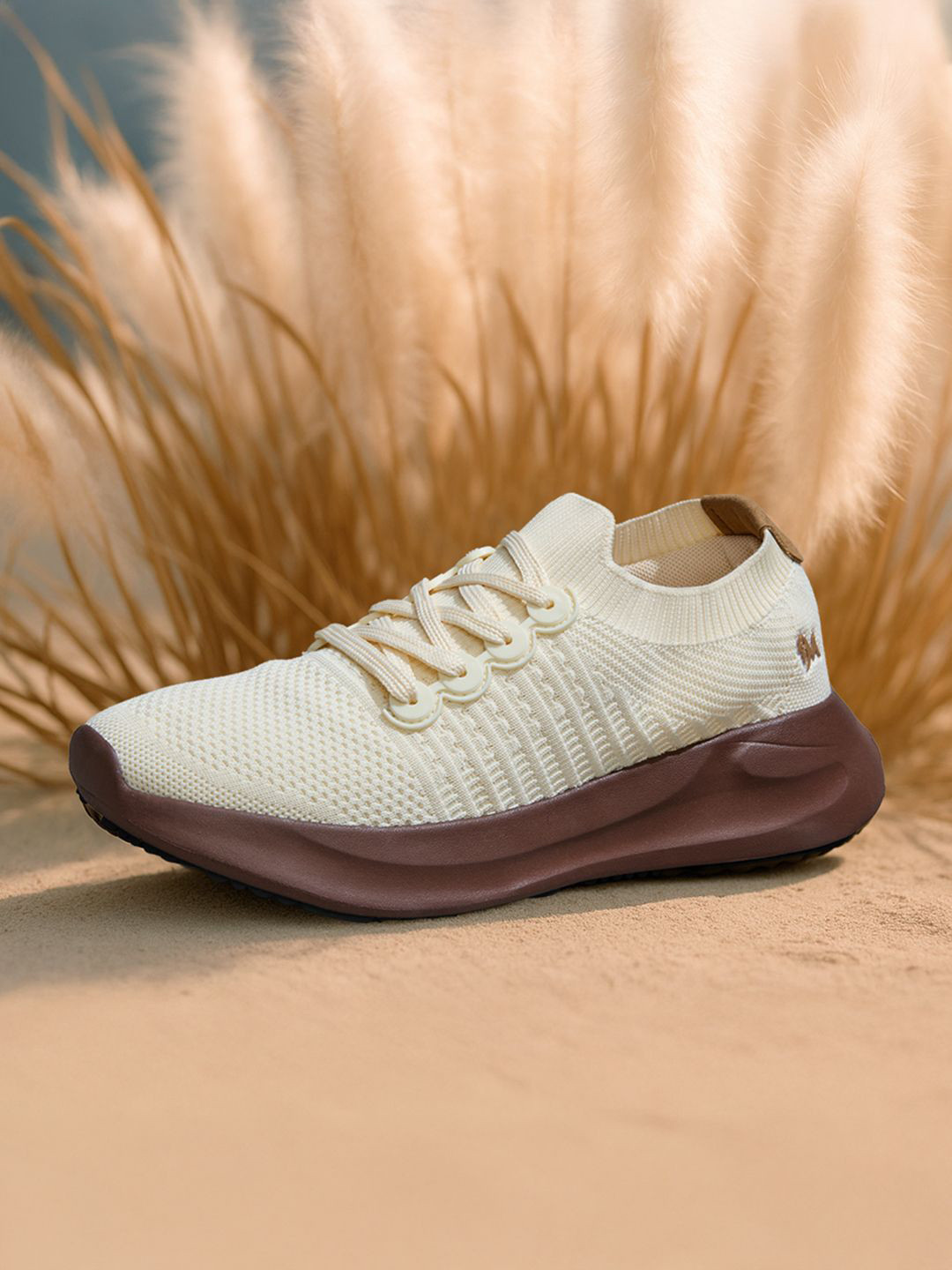 NEEMANS Men Begin Walk Aero Woven Design Sneakers