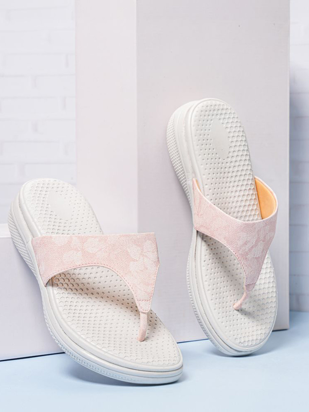 Indifeet Women Printed Open Toe Comfort Thong Sandals with Pink Denim Upper