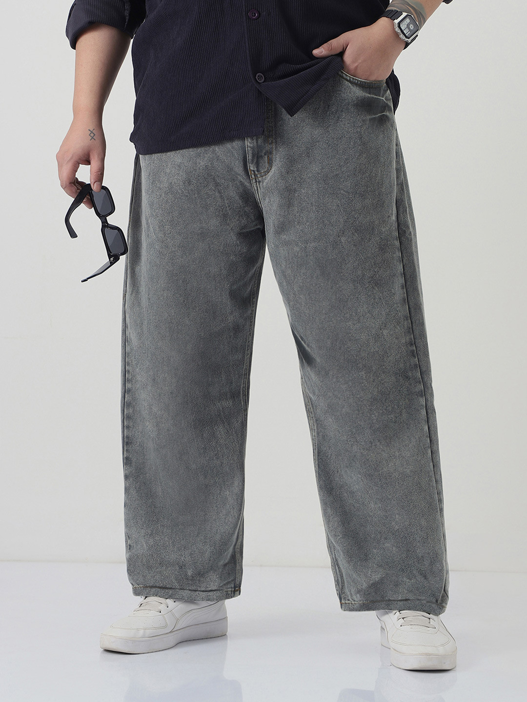 Urbano Plus Men Washed Grey Loose Baggy Fit Mid-Rise Heavy Fade Stretchable Jeans