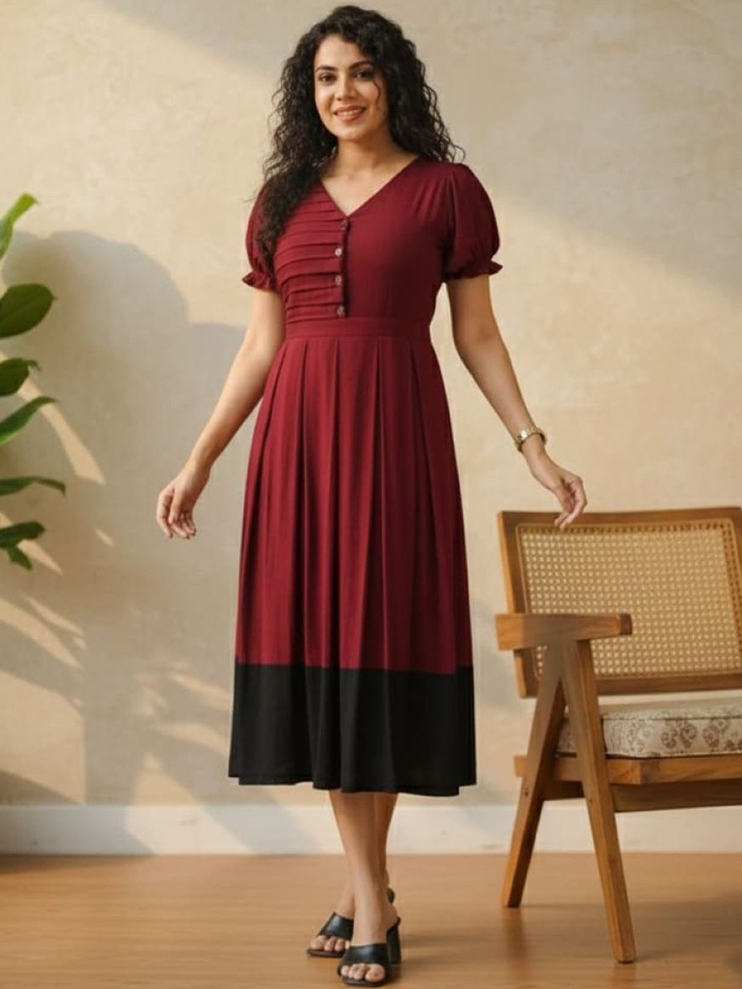 Ethniclook Colourblocked Puff Sleeve Fit & Flare Midi Dress