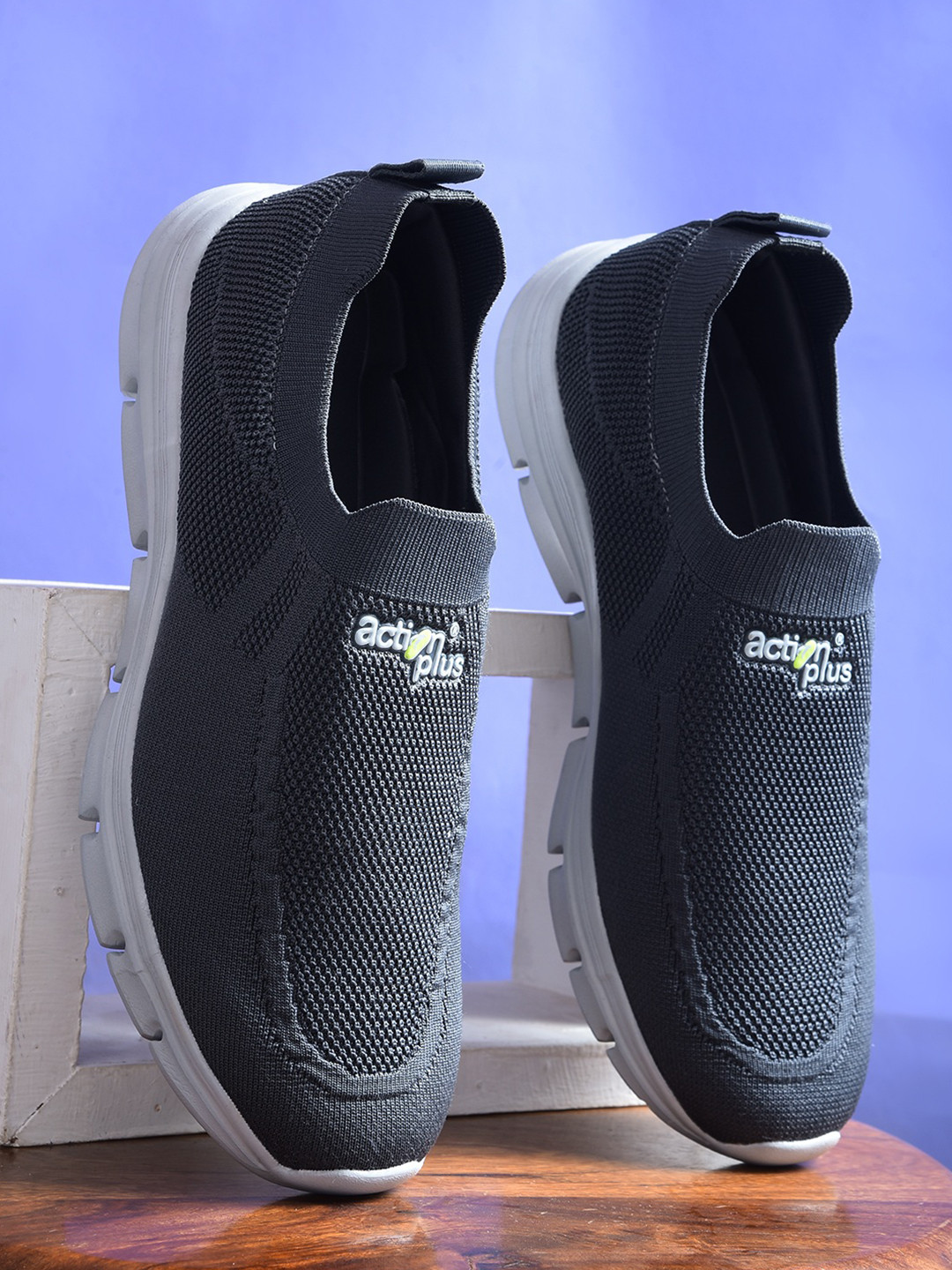 Action Men Textured Slip-On Sneakers