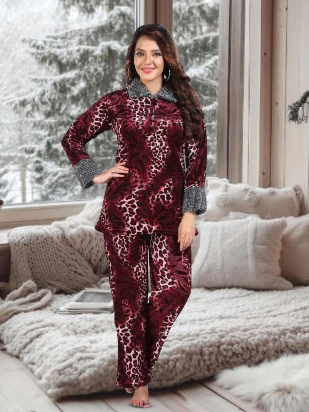 UDHATIKRAMAN Women Printed Night suit