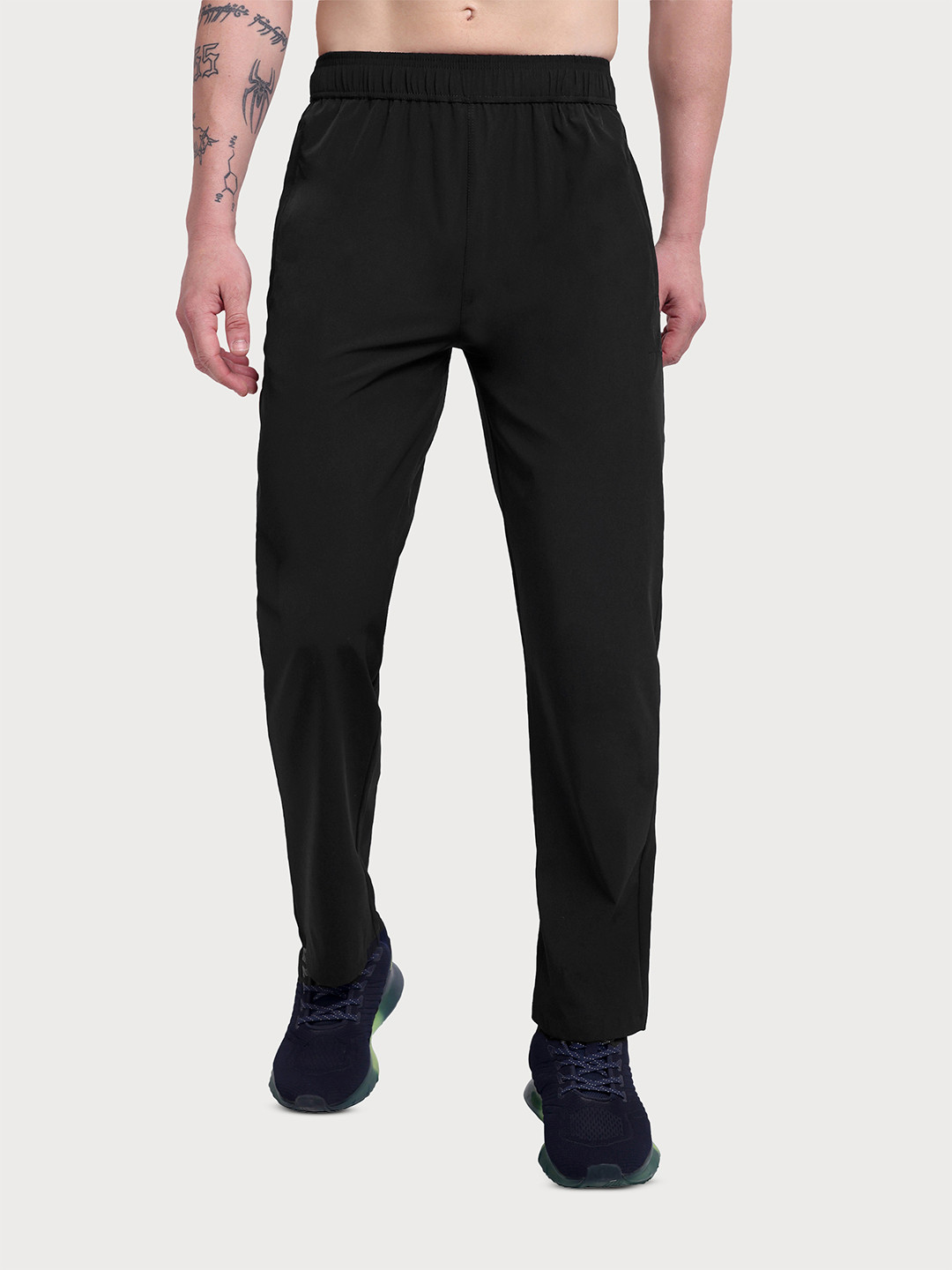 OXPECKER Men Comfort-Fit Sweat Wicking Mid-Rise Cargo Track Pant