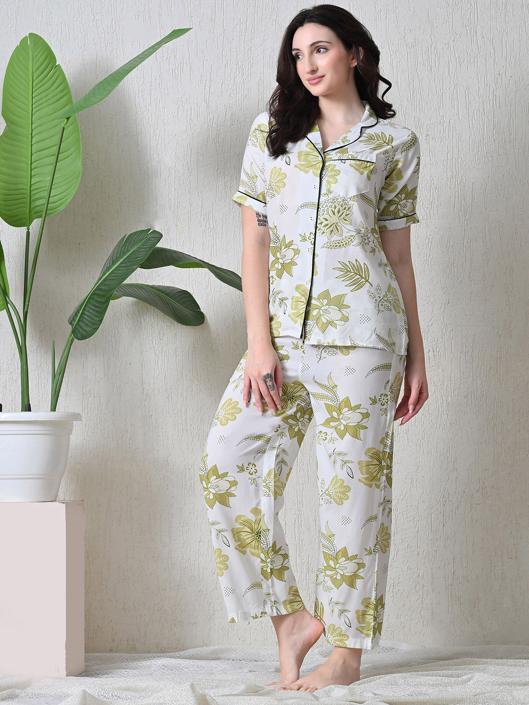 ao services Women Printed Night suit