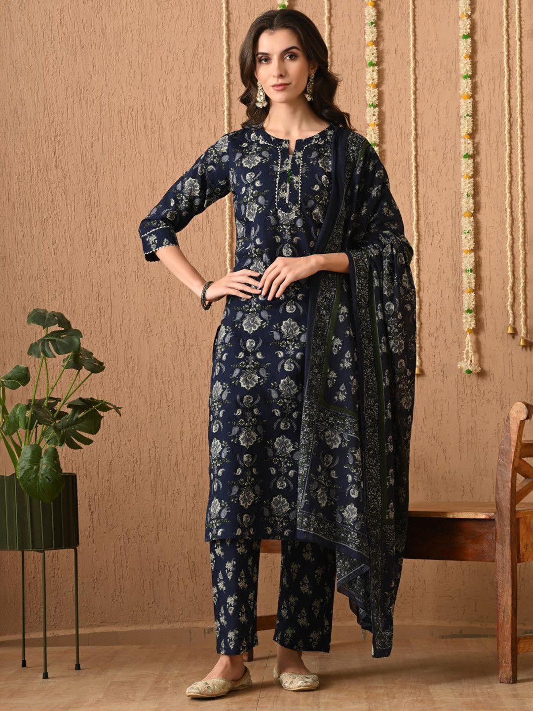 KALINI Women Floral Printed Regular Pure Cotton Kurta with Trousers & With Dupatta