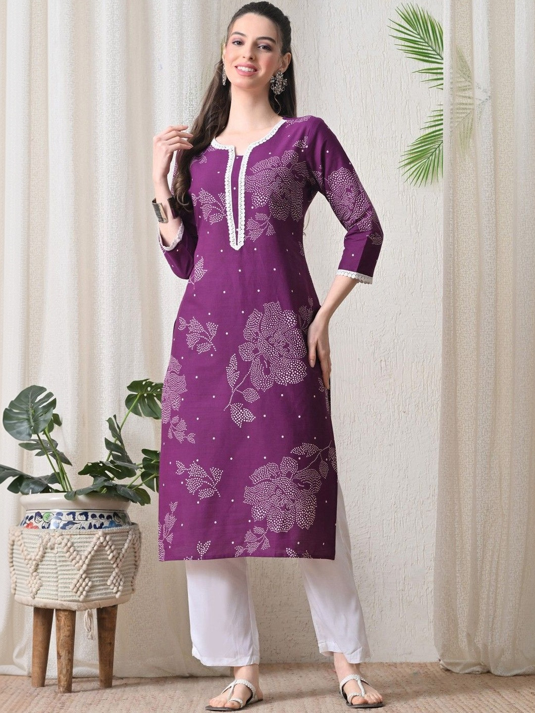 Koito Women Geometric Printed Flared Sleeves Floral Kurta