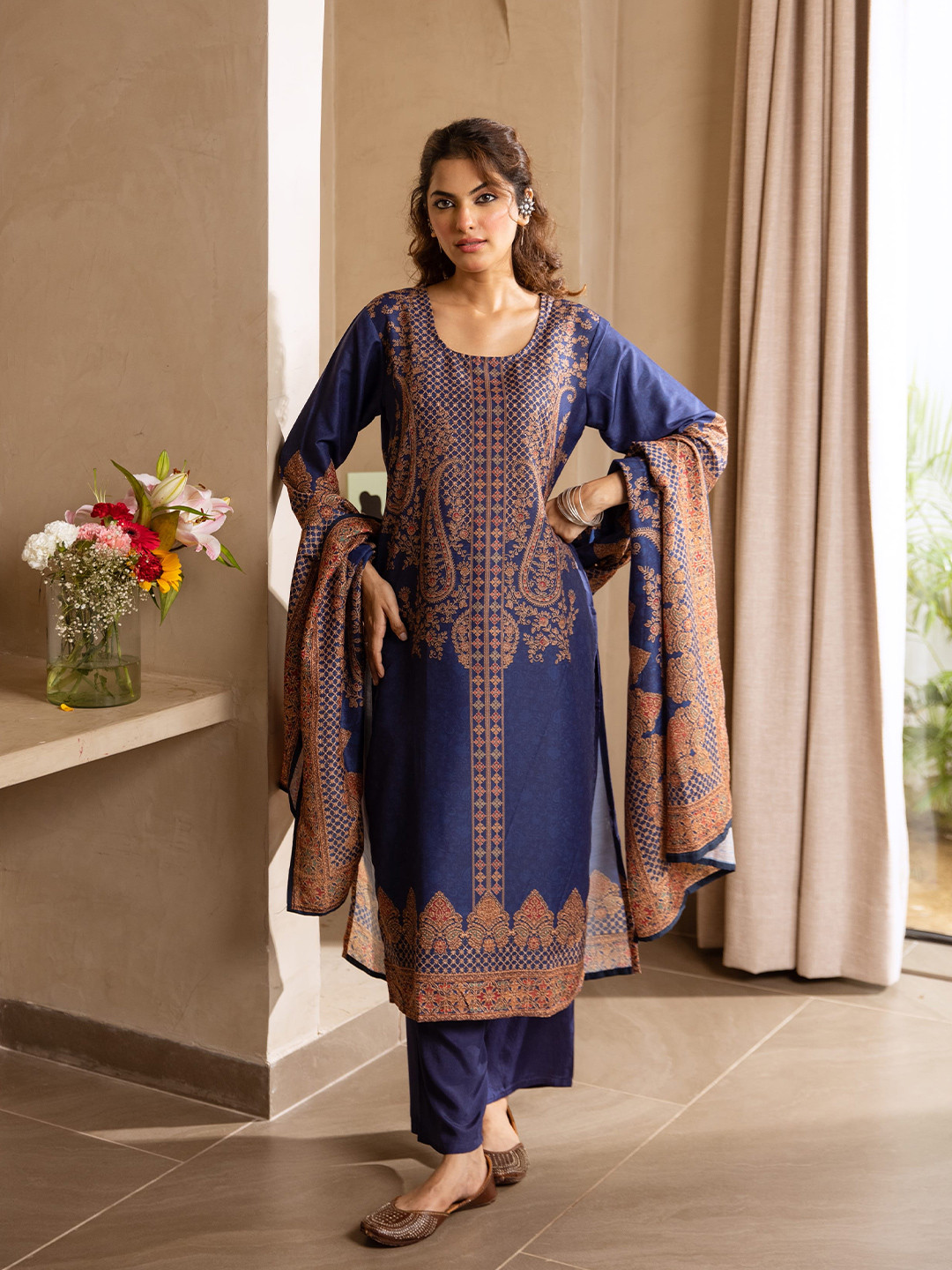 Nehamta Women Ethnic Motifs Printed Regular Kurta with Trousers & With Dupatta