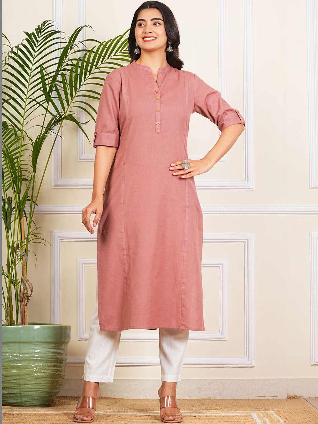 Hustle Bustle Women?s Peach Round neck Button-Front Straight Kurta