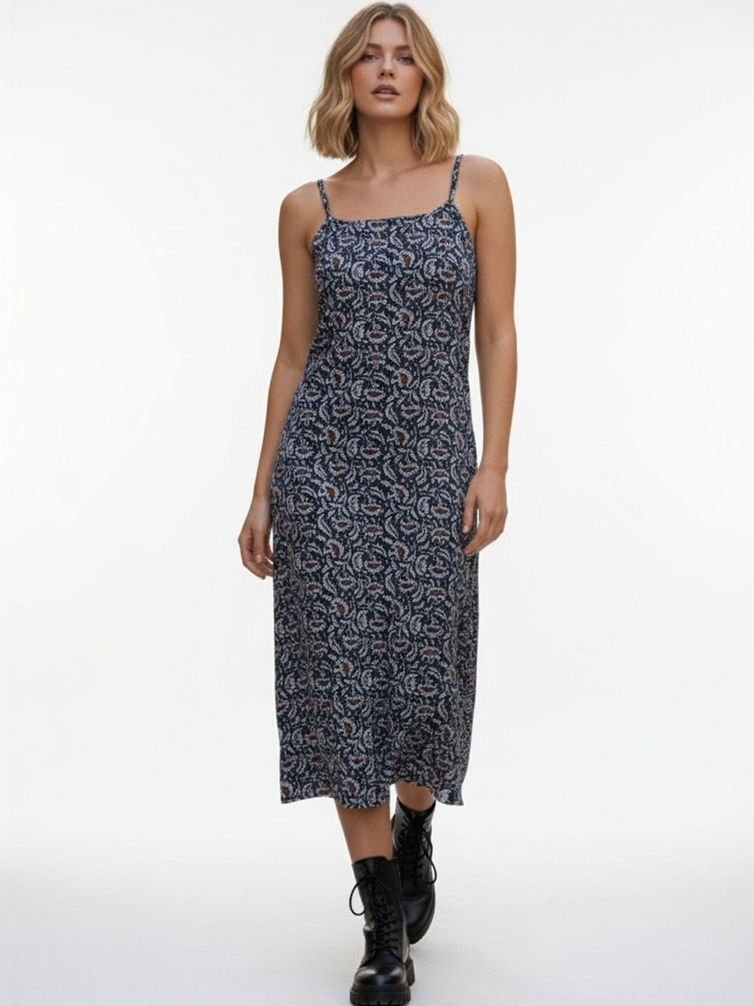 fusion by glitchez Print Sheath Midi Dress