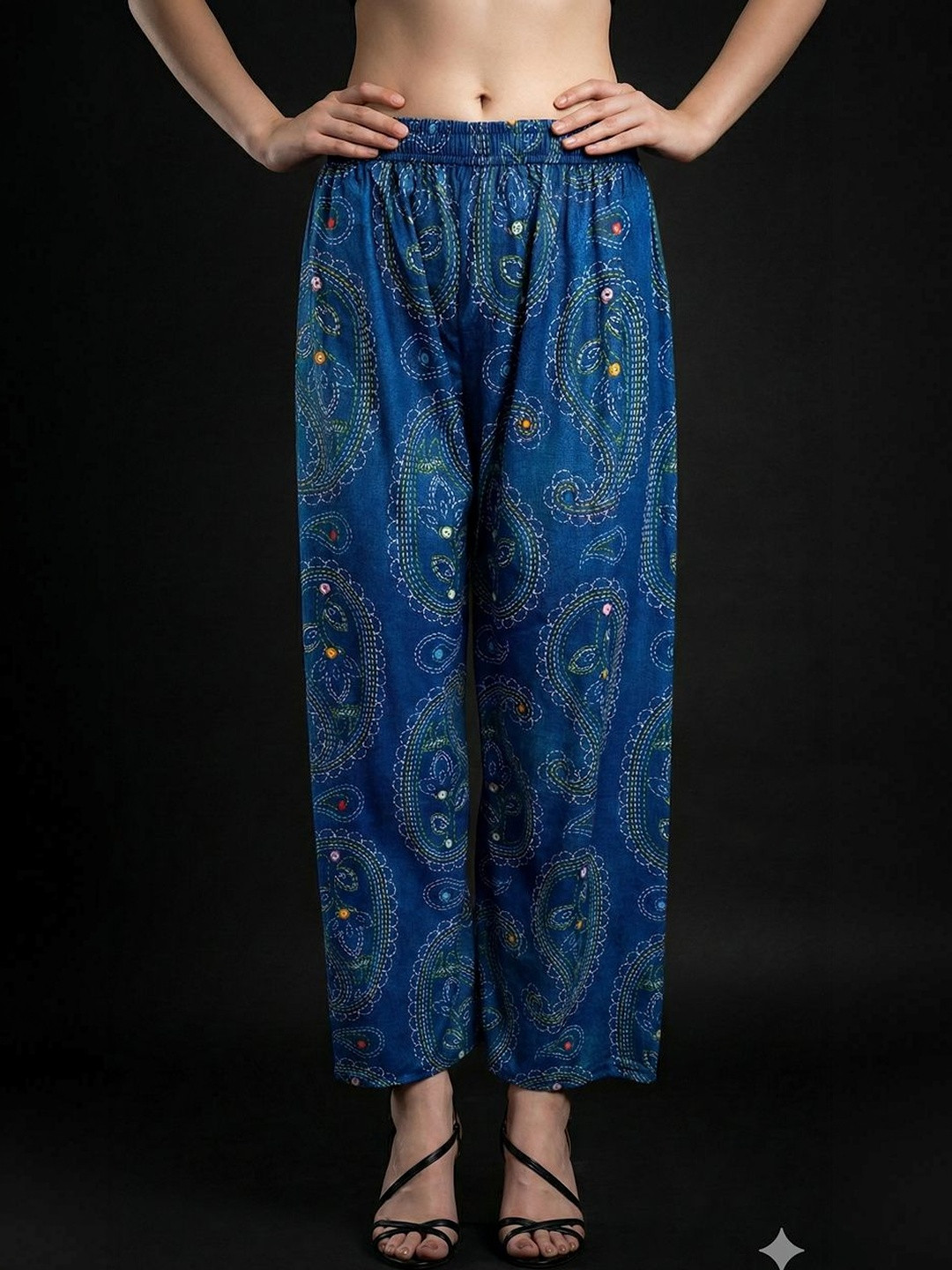 Vagisha Women Paisley Printed Ethnic Palazzos
