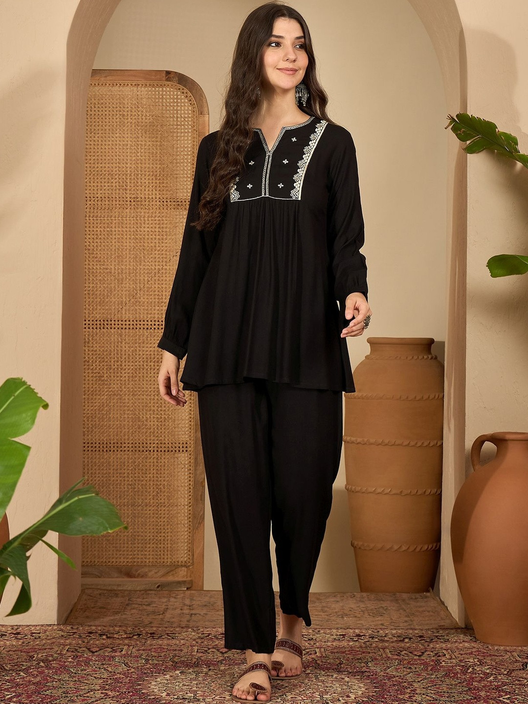 Sangria Yoke Design Round Neck Tunic & Trousers Co-Ords