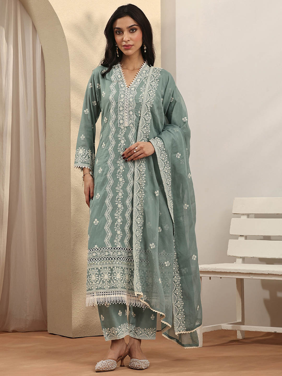 Libas Women Ethnic Motifs Embroidered Regular Thread Work Kurta with Trousers & With Dupatta