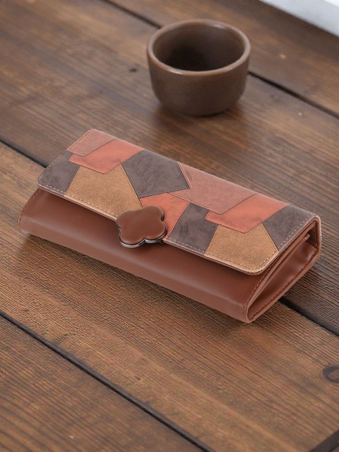 DOSYSO Women Colourblocked PU Two Fold Wallet