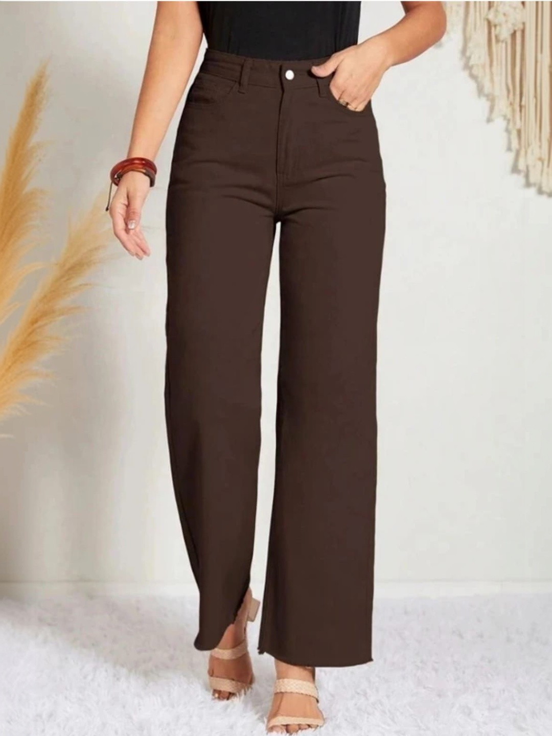 Chemistry Women Straight Fit High-Rise Stretchable Jeans