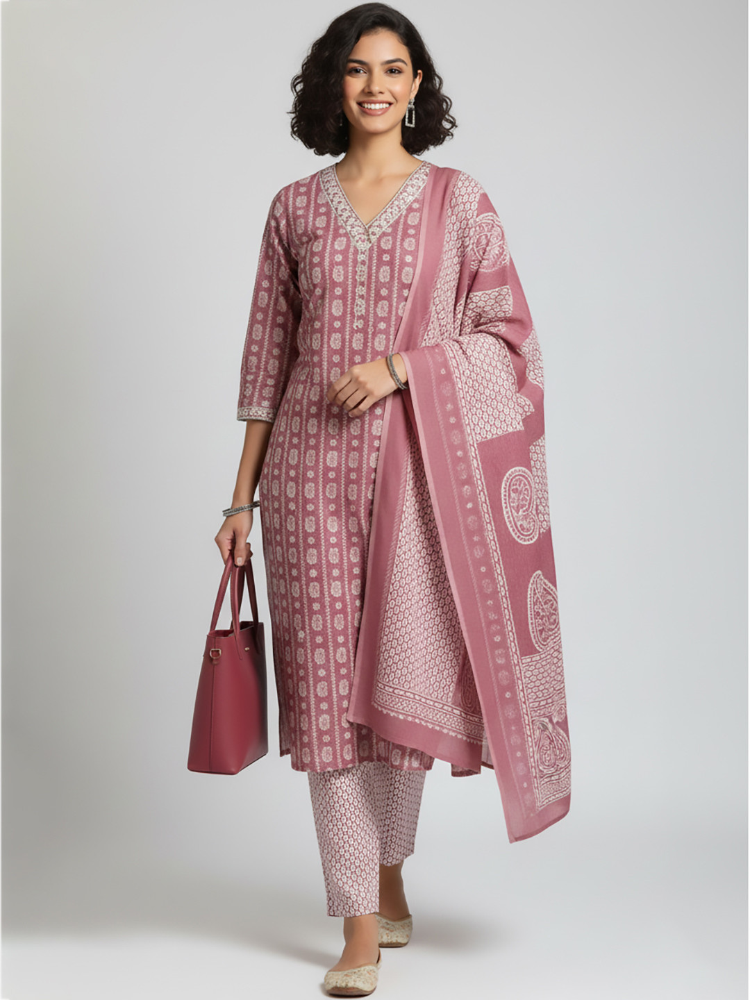 Varanga Women Ethnic Motifs Printed Regular Kurta with Trousers & With Dupatta