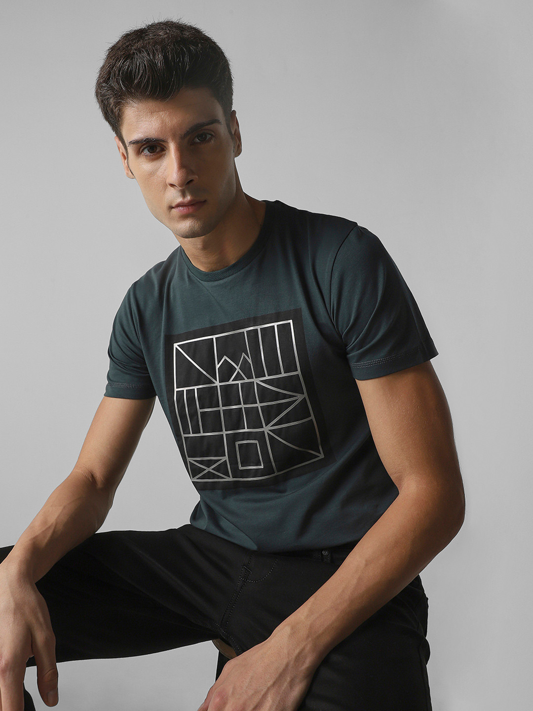 Mufti Men Geometric Printed Round Neck Cotton Slim Fit T-shirt