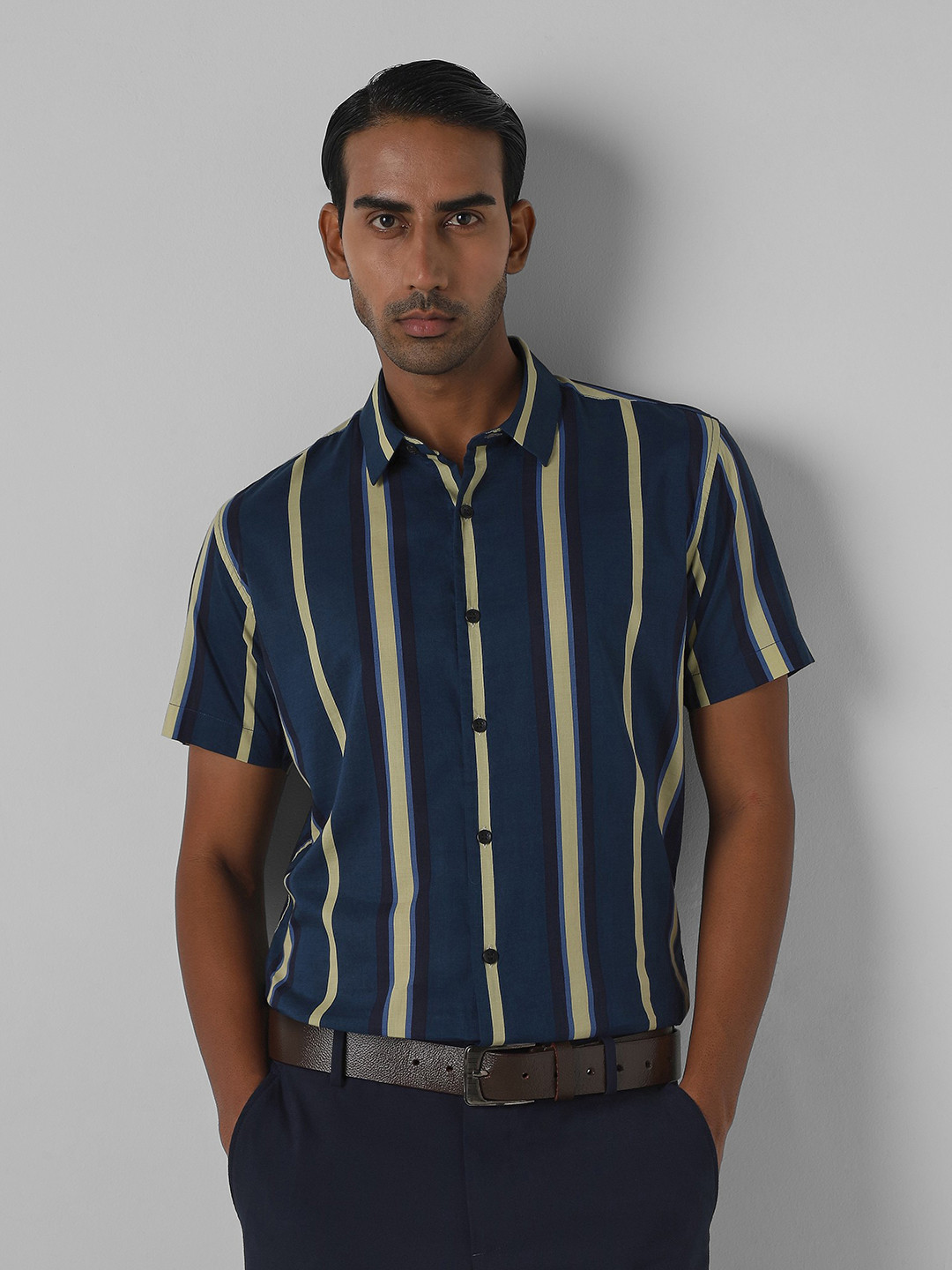 Mufti Men Spread Collar Striped Cotton Slim Fit Casual Shirt