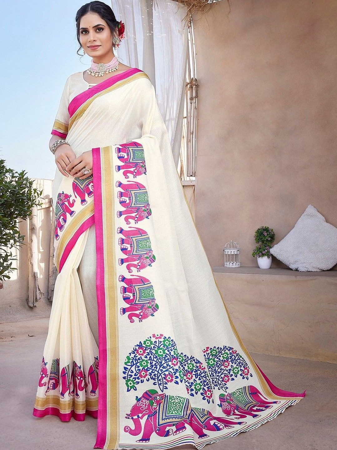 JANOI Ethnic Motifs Art Silk Fashion Saree