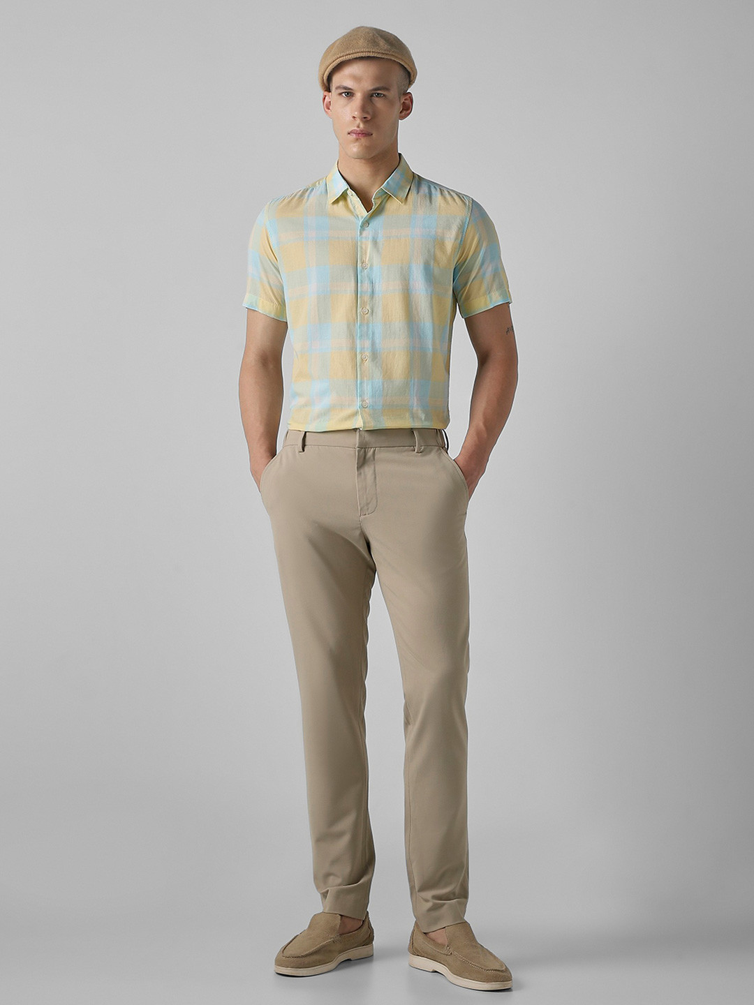 Mufti Men Slim Fit Checked Spread Collar Cotton Casual Shirt