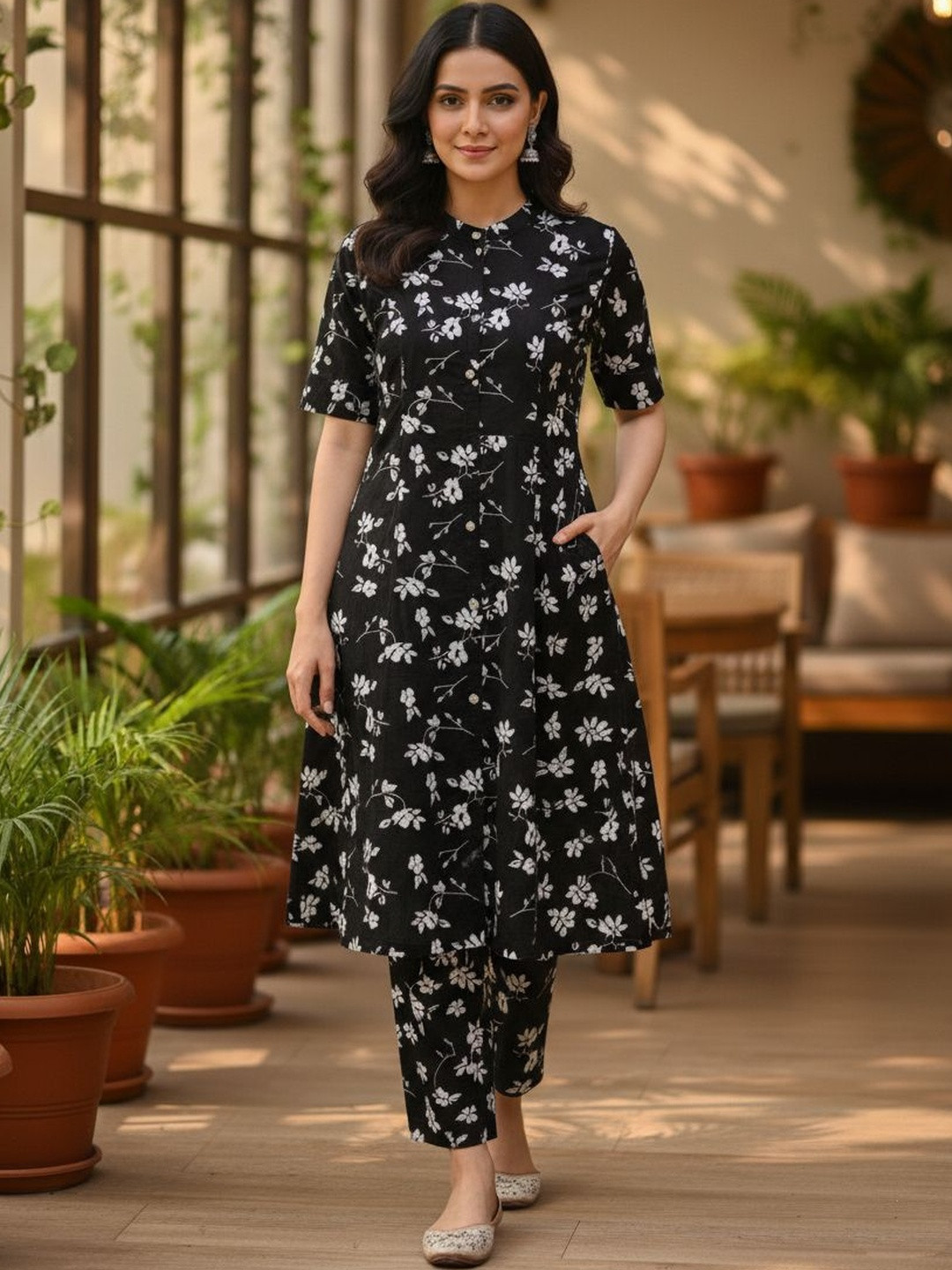 Gopi Prem Women Floral Printed Regular Pure Cotton Kurta with Trousers