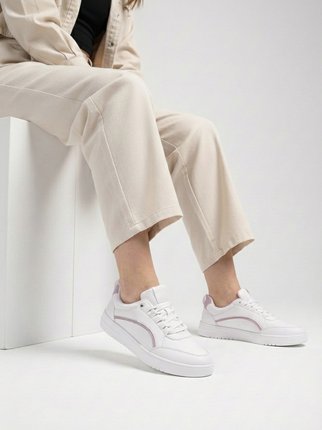glitchez Women Basic Everyday Sneakers