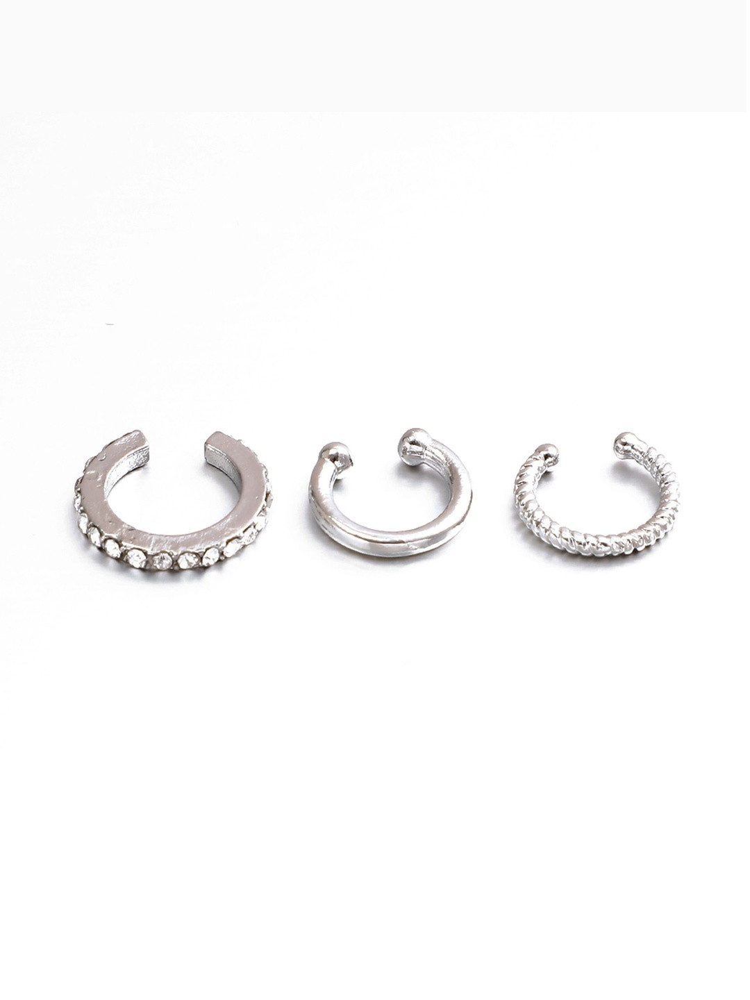 StyleCast x Revolte Classic Hoop Earrings