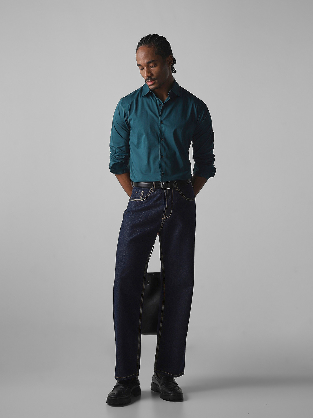 Mufti Slim Fit Spread Collar Casual Shirt