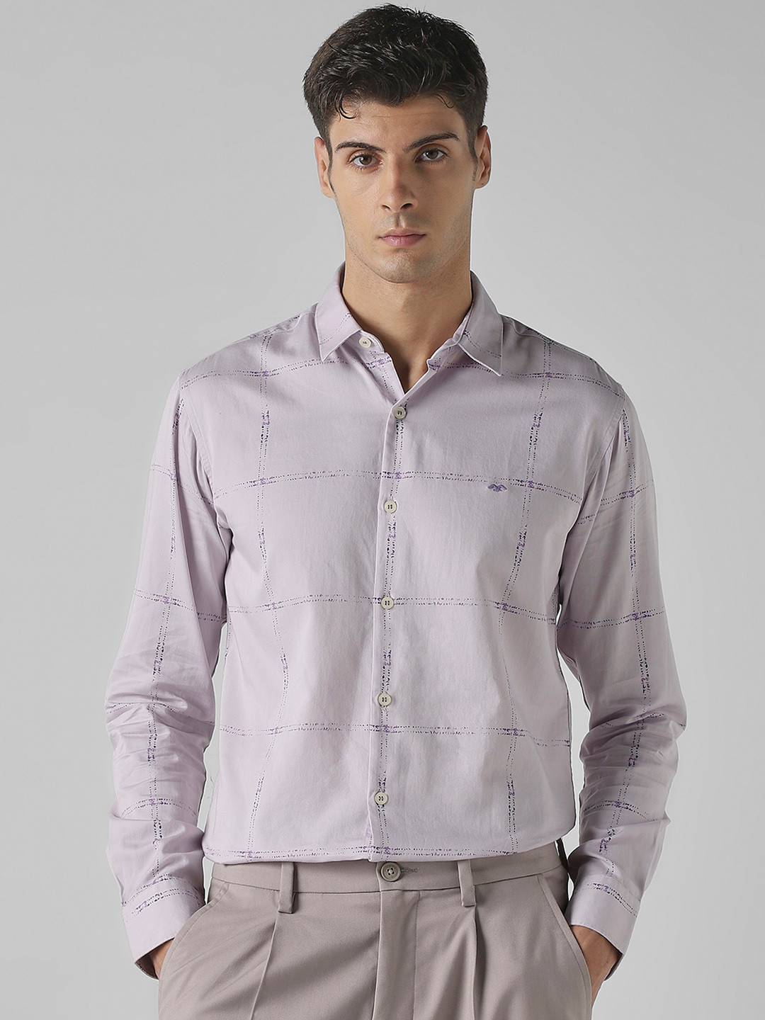 Mufti Men Spread Collar Checked Cotton Slim Fit Casual Shirt
