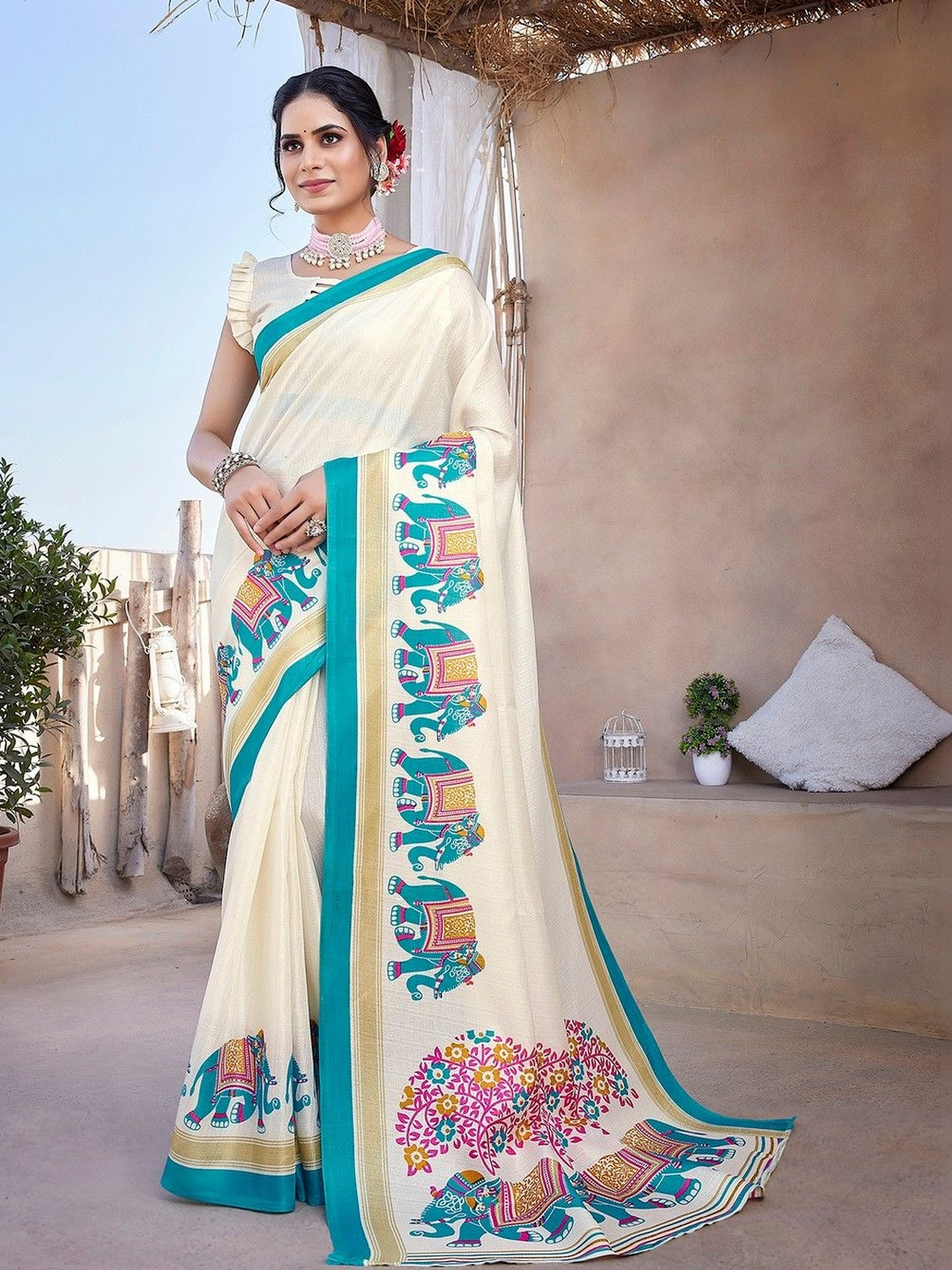 JANOI Ethnic Motifs Art Silk Fashion Saree