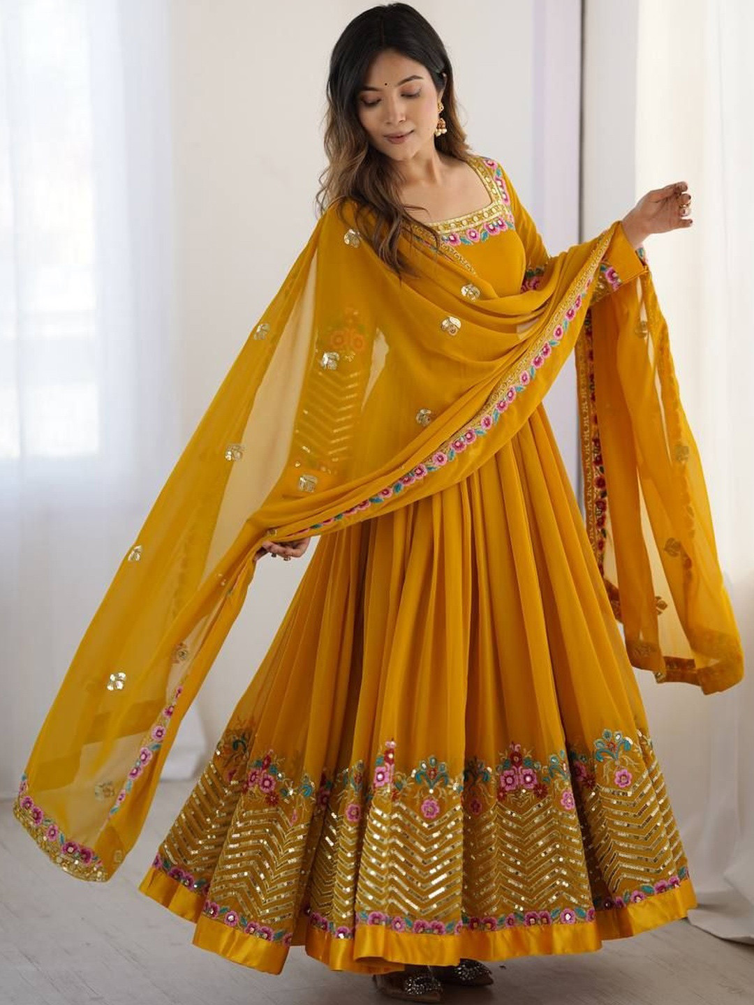 SWORNY FASHION Women Floral Embroidered Pleated Sequinned Kurta with Trousers & With Dupatta