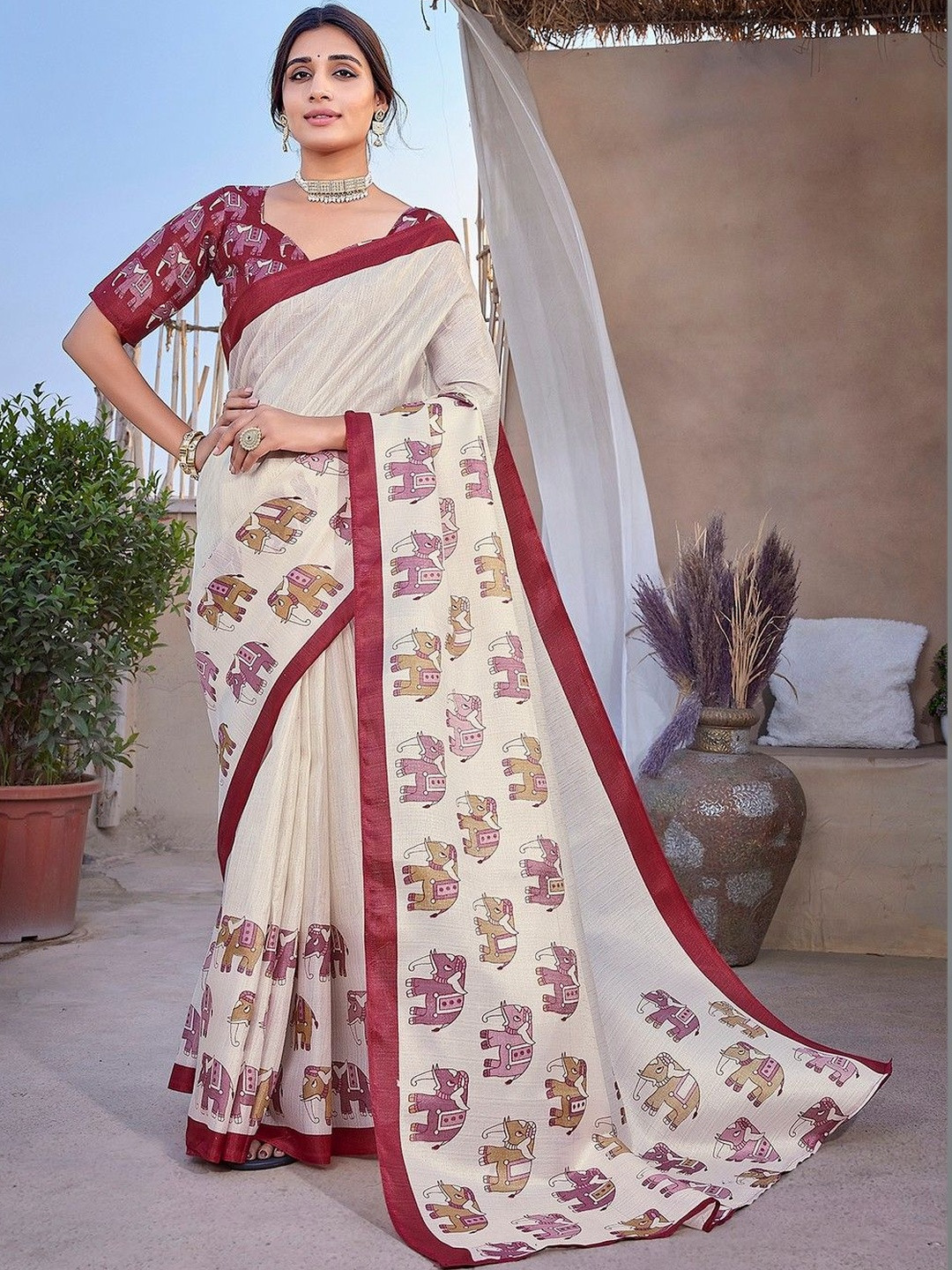 JANOI Ethnic Motifs Art Silk Fashion Saree
