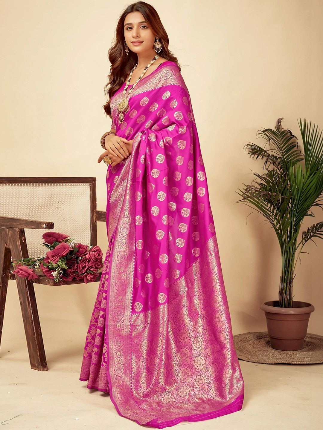 SHRIMAY Woven Design Zari Art Silk Handloom Banarasi Saree