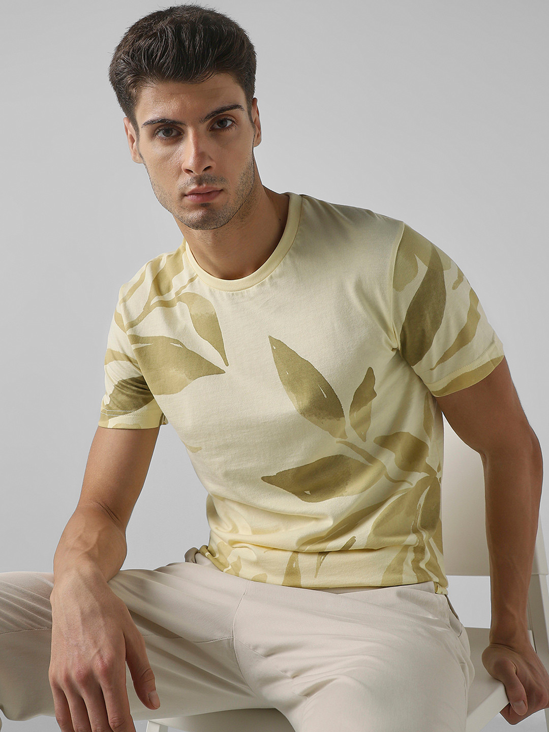 Mufti Men Printed Pockets Slim Fit T-shirt