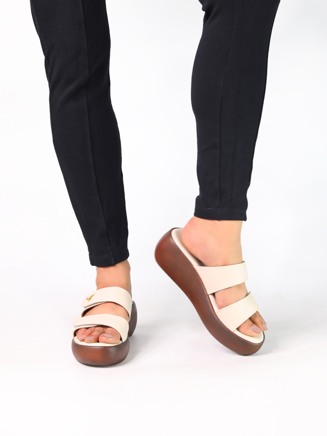 Monrow Cream Round Toe PU Embellished Party Wedges