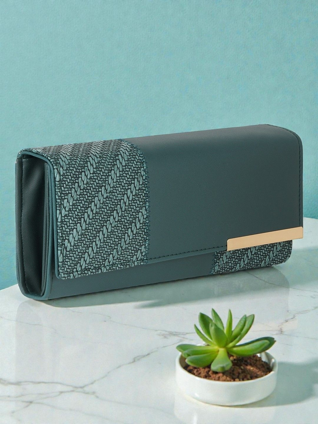 DOSYSO Women Colourblocked PU Two Fold Wallet