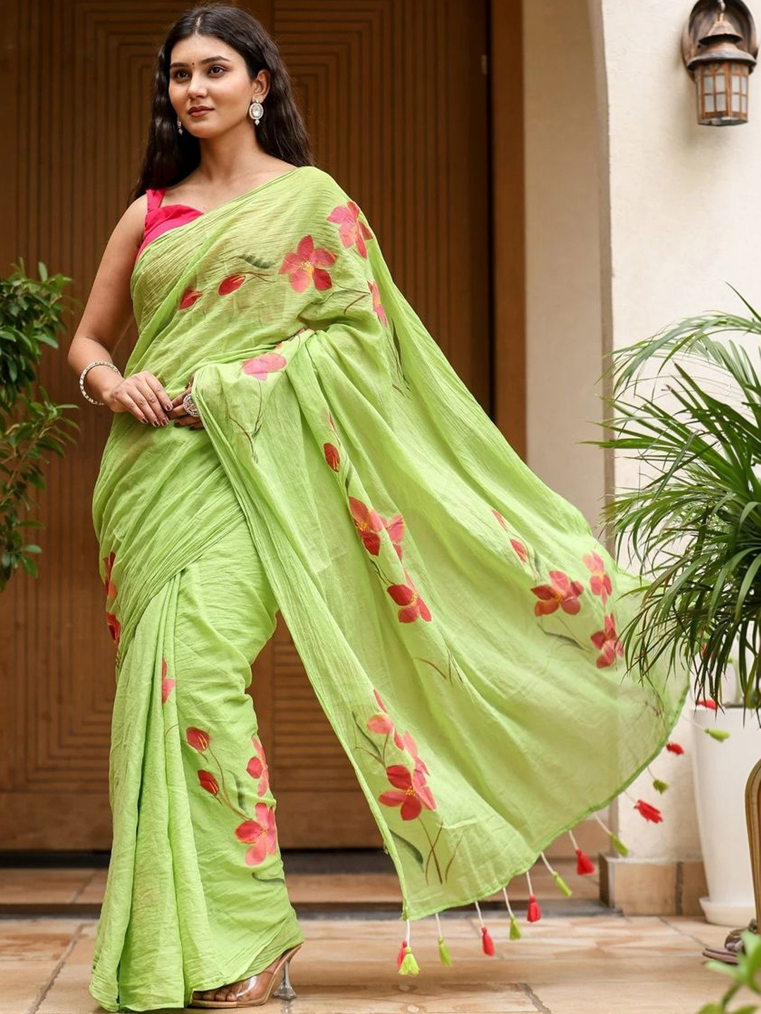 yourwish Floral Linen Blend Designer Saree