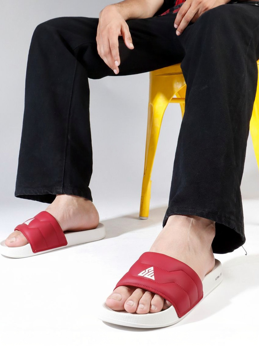 Slidewell Men Open Toe Flats with Bows