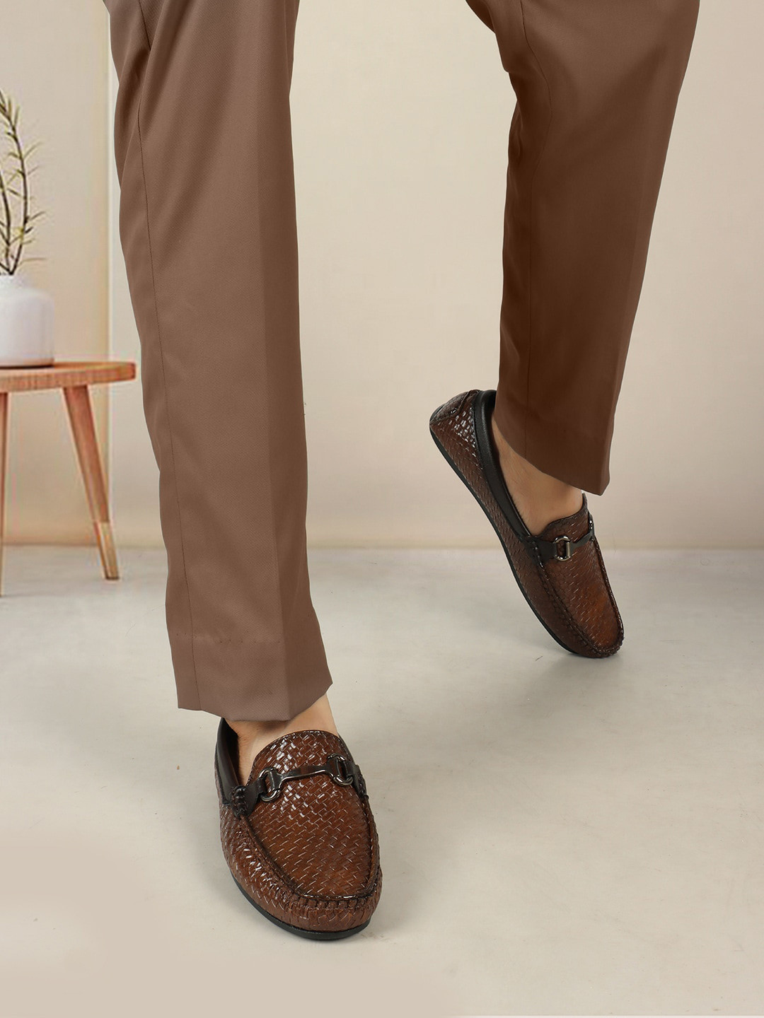 Carlton London Men Textured Lightweight Horsebit Loafers