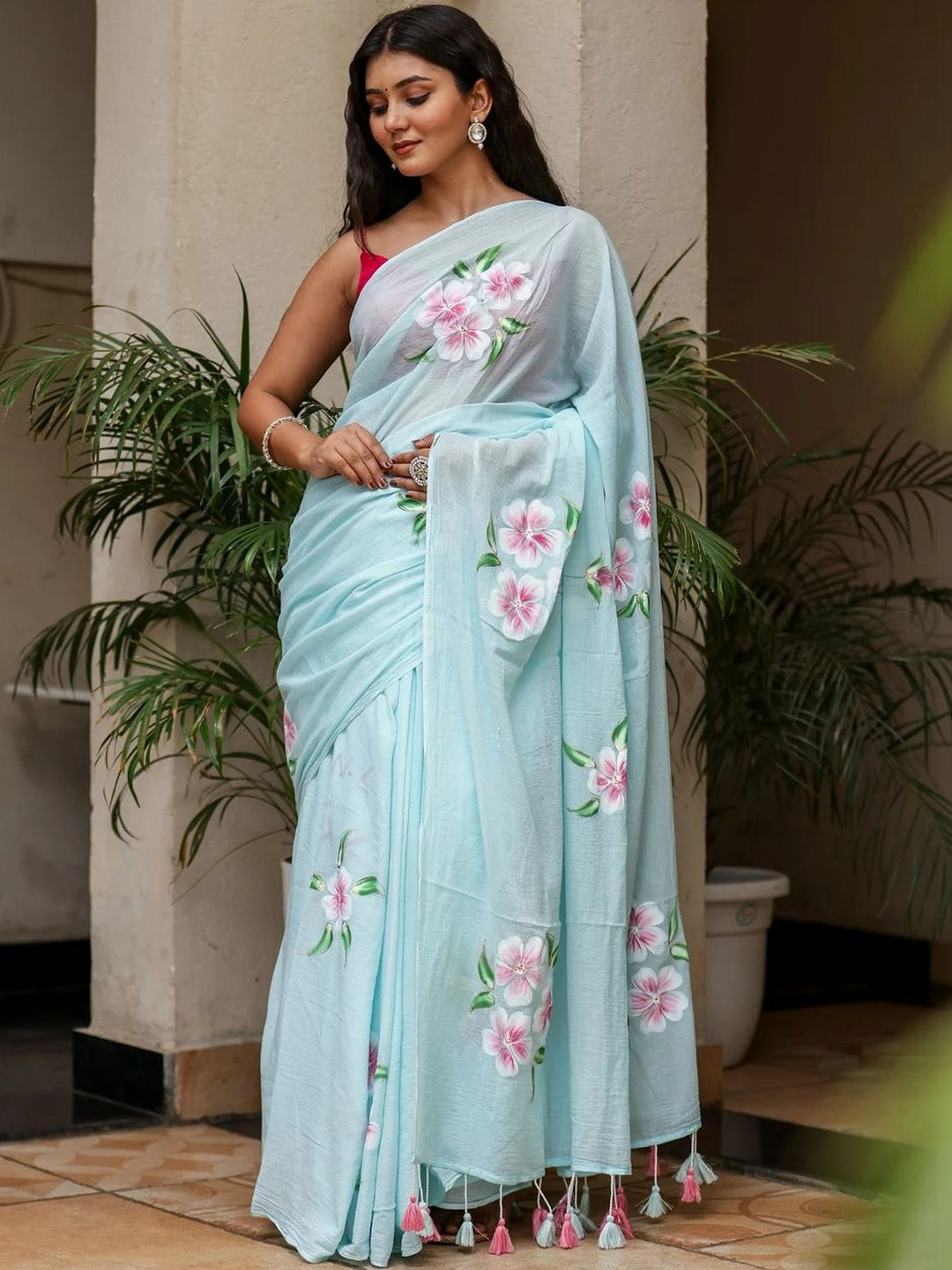 yourwish Floral Linen Blend Designer Saree