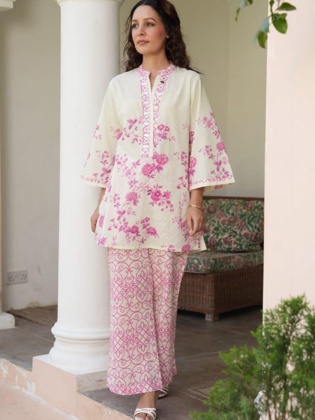 Komfortive Printed Mandarin Collar Top & Trousers Co-Ord Set
